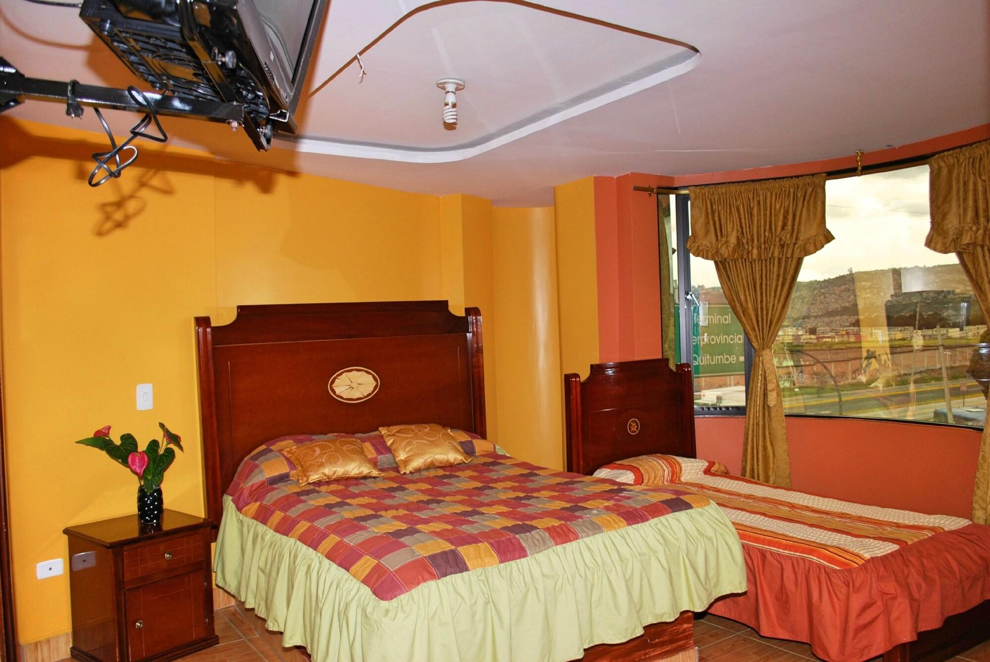 Hotel Gran Quitumbe Кито Екстериор снимка